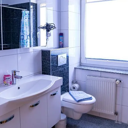 Haus Huegel Whg 3 Appartement *